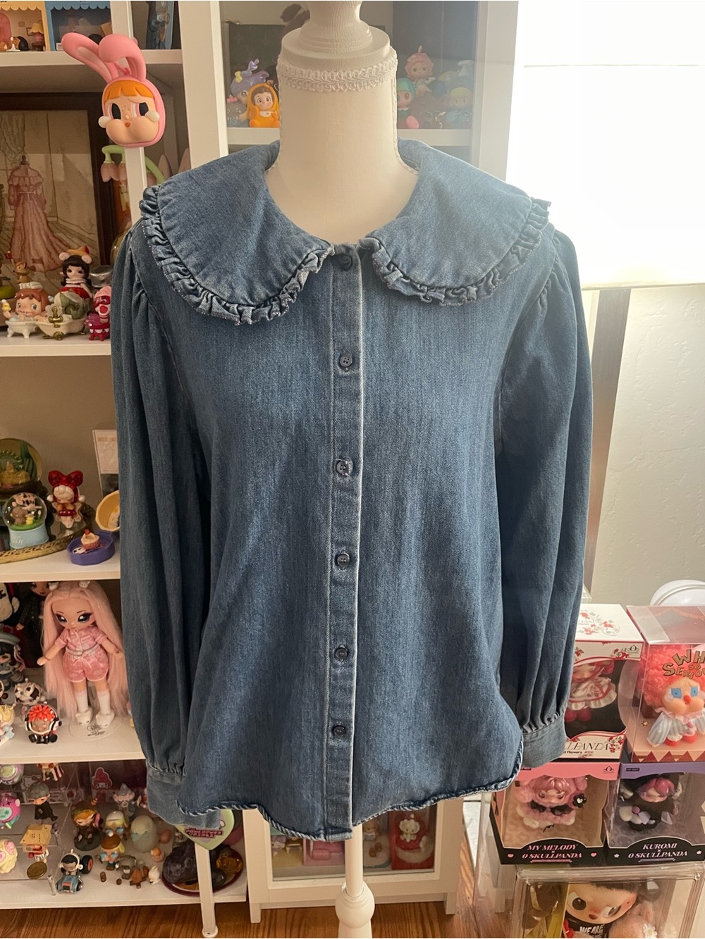 H&M Denim Peter Pan Collar Button Front Blouse Size M Puff Sleeve Chambray Top